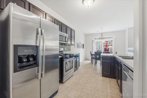 Tiny photo for 6N307 Whitmore Circle #B, St. Charles, IL 60174 (MLS # 12681101)