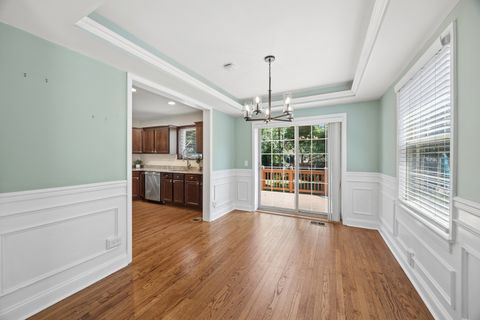 Tiny photo for 564 Selborne Road, Riverside, IL 60546 (MLS # 12674862)