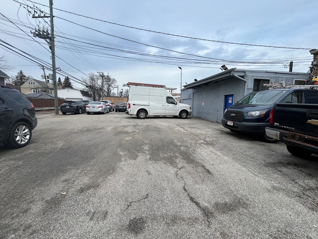 3632-52 N Cicero Avenue