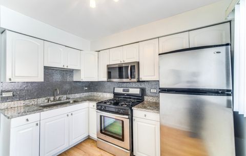 Tiny photo for 1557 Jill Court #110, Glendale Heights, IL 60139 (MLS # 12496773)