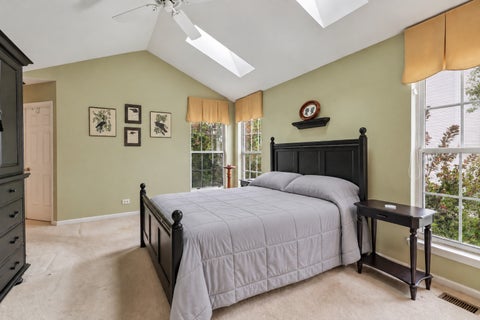 Tiny photo for 109 Lauralton Street #10, Lake Bluff, IL 60044 (MLS # 12740430)