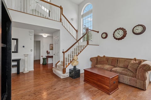 Tiny photo for 109 Lauralton Street #10, Lake Bluff, IL 60044 (MLS # 12740430)