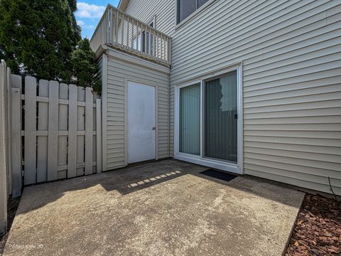 Tiny photo for 2345 Carnation Drive #305C, Crest Hill, IL 60403 (MLS # 12676184)