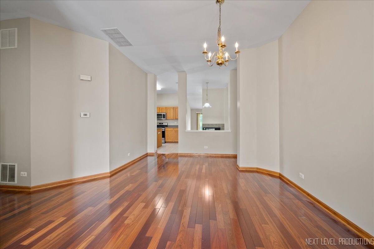 2402 Wilton Lane 2402