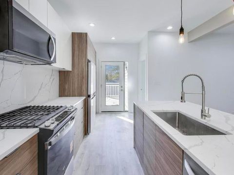 Tiny photo for 1721 W Arthur Avenue, Chicago, IL 60626 (MLS # 12556069)