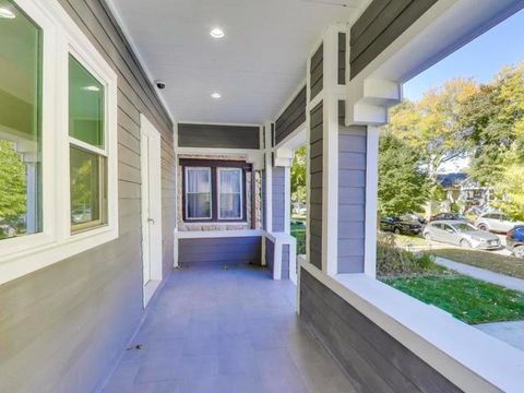 Tiny photo for 1721 W Arthur Avenue, Chicago, IL 60626 (MLS # 12556069)