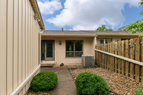 Tiny photo for 3362 Park 16th Street #0, Moline, IL 61265 (MLS # 12677108)