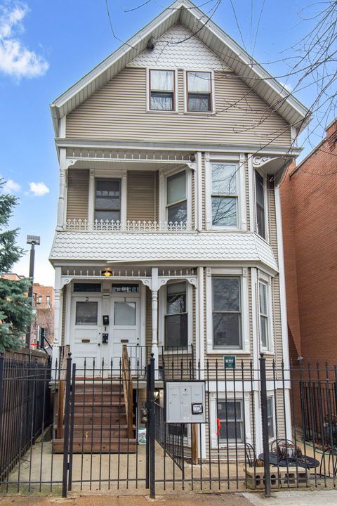 2118 W Fletcher Street Chicago IL 60618