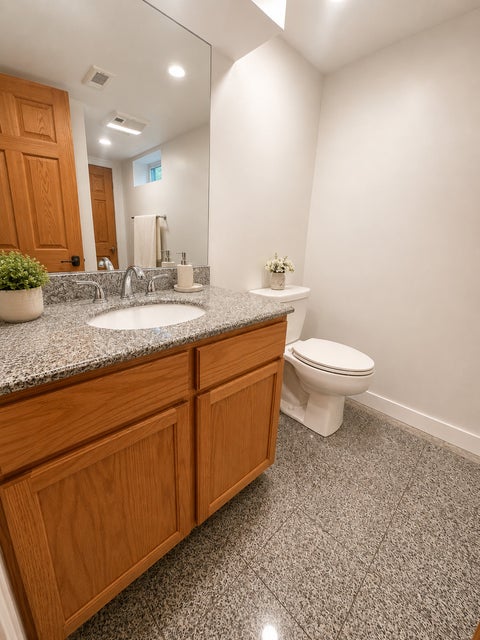 Tiny photo for 4603 KOLZE Avenue, Schiller Park, IL 60176 (MLS # 12717315)