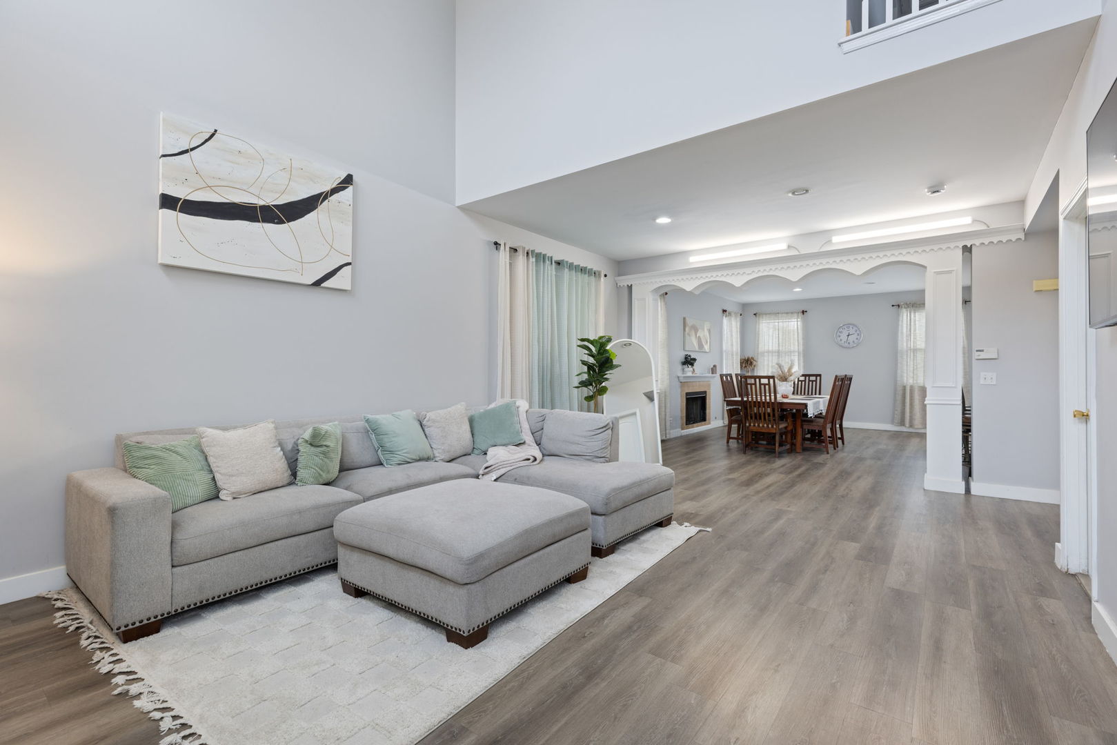 1845 BLUESTEM Circle