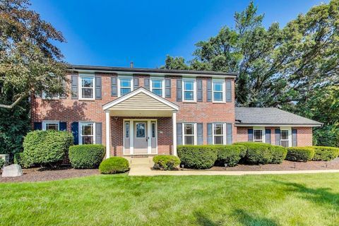 Photo of 1601 Saddle Hill Road, Green Oaks, IL 60048 (MLS # 12430789)