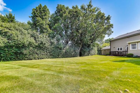 Tiny photo for 1601 Saddle Hill Road, Green Oaks, IL 60048 (MLS # 12430789)