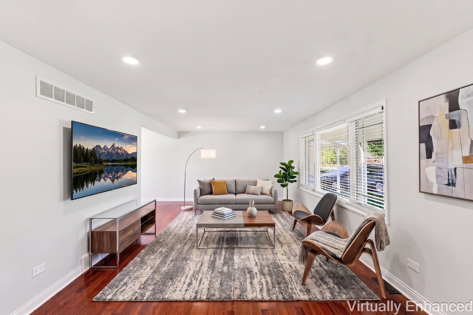 1805 W Willow Lane