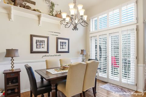 Tiny photo for 890 Shoreline Road #9320, Lake Barrington, IL 60010 (MLS # 12592622)