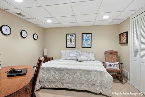 Tiny photo for 890 Shoreline Road #9320, Lake Barrington, IL 60010 (MLS # 12592622)