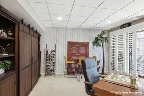 Tiny photo for 890 Shoreline Road #9320, Lake Barrington, IL 60010 (MLS # 12592622)