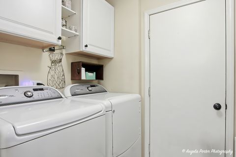 Tiny photo for 890 Shoreline Road #9320, Lake Barrington, IL 60010 (MLS # 12592622)