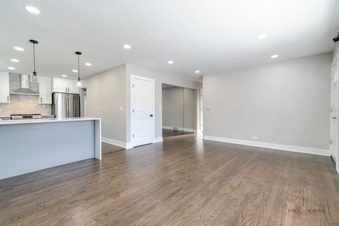 Tiny photo for 119 S Pine Street, Mount Prospect, IL 60056 (MLS # 12551938)