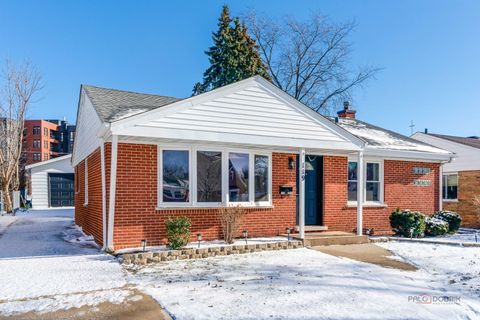 Tiny photo for 119 S Pine Street, Mount Prospect, IL 60056 (MLS # 12551938)