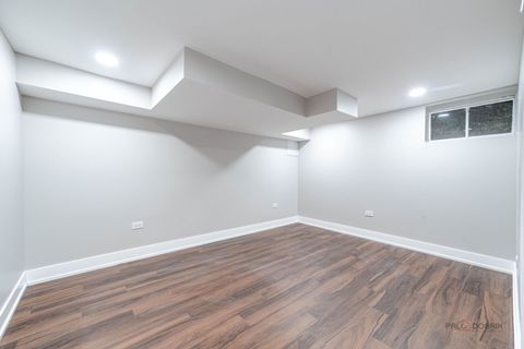 Tiny photo for 119 S Pine Street, Mount Prospect, IL 60056 (MLS # 12551938)