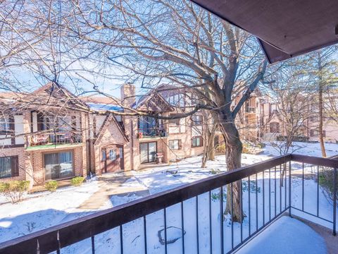 Tiny photo for 2807 Glenwood Lansing Road #211, Lynwood, IL 60411 (MLS # 12557635)