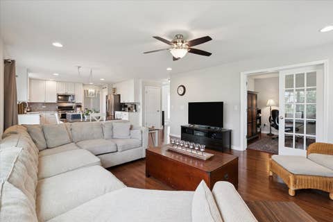 Tiny photo for 1731 Wentworth Drive, Volo, IL 60020 (MLS # 12707107)
