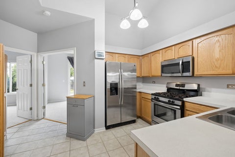 Tiny photo for 2828 Rebecca Court, Montgomery, IL 60538 (MLS # 12762050)