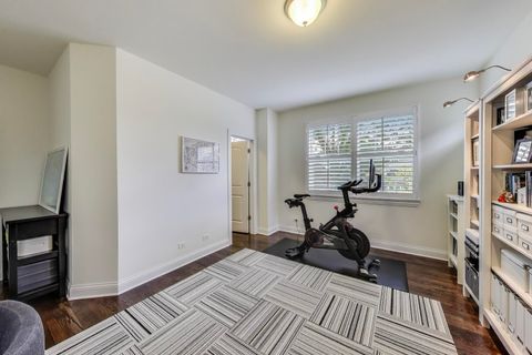 Tiny photo for 557 N Myrtle Avenue, Elmhurst, IL 60126 (MLS # 12486360)