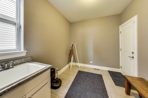 Tiny photo for 557 N Myrtle Avenue, Elmhurst, IL 60126 (MLS # 12486360)