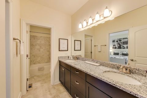 Tiny photo for 557 N Myrtle Avenue, Elmhurst, IL 60126 (MLS # 12486360)
