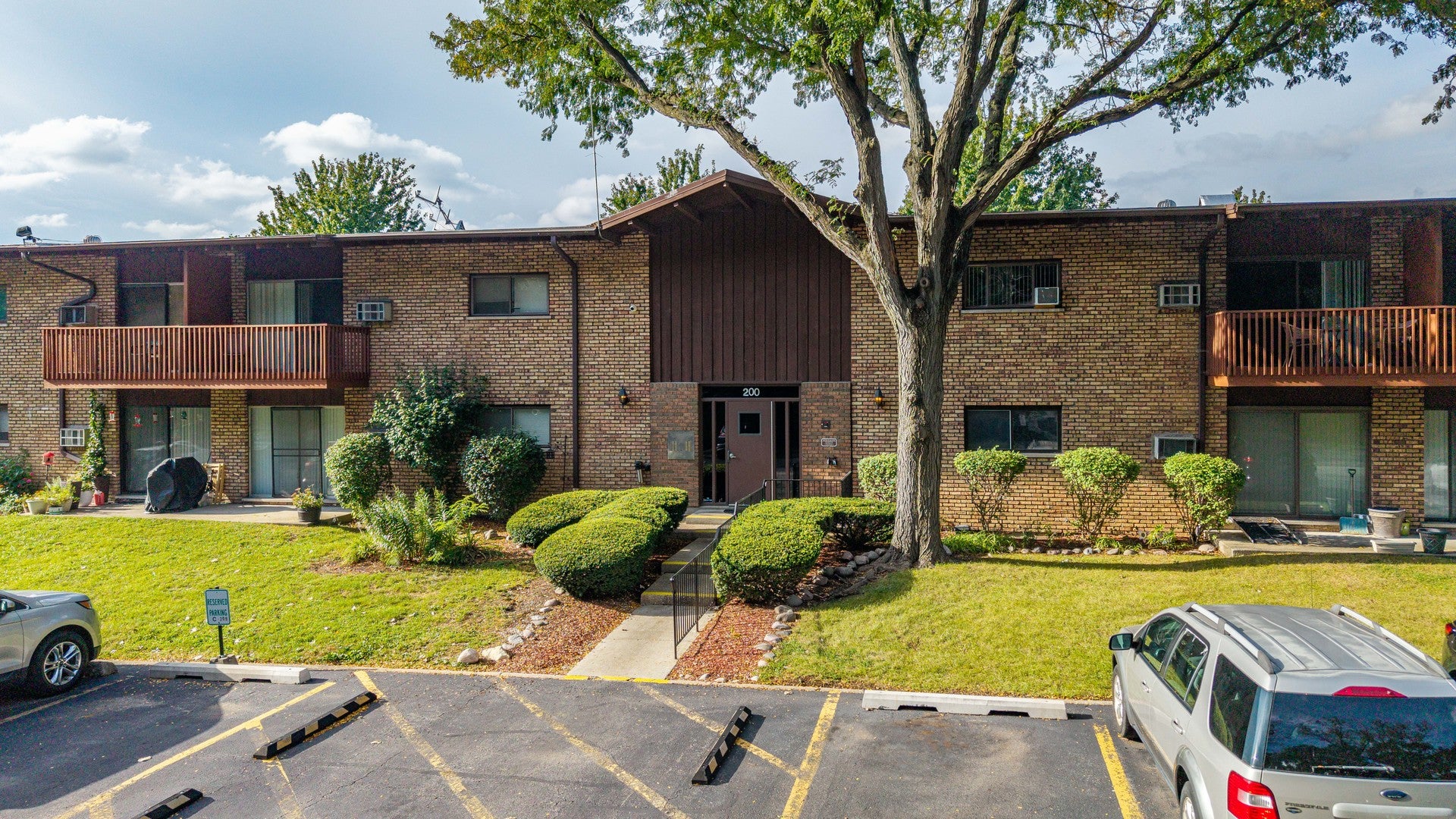 200 Willow Lane C-219