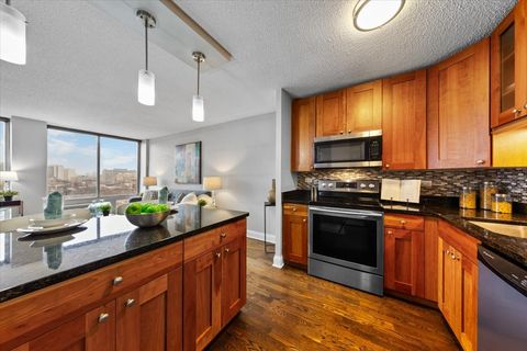 Tiny photo for 450 W Briar Place #11A, Chicago, IL 60657 (MLS # 12590669)