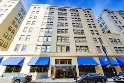 Photo of 640 S Federal Street #610, Chicago, IL 60605 (MLS # 12738062)