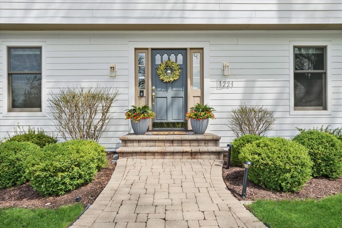 1221 Whirlaway Avenue