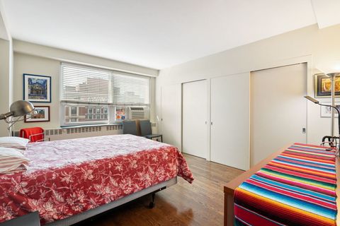 Tiny photo for 3180 N Lake Shore Drive #13C, Chicago, IL 60657 (MLS # 12473611)