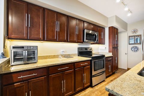 Tiny photo for 3180 N Lake Shore Drive #13C, Chicago, IL 60657 (MLS # 12473611)