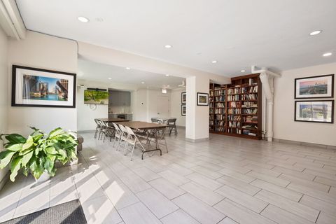 Tiny photo for 3180 N Lake Shore Drive #13C, Chicago, IL 60657 (MLS # 12473611)