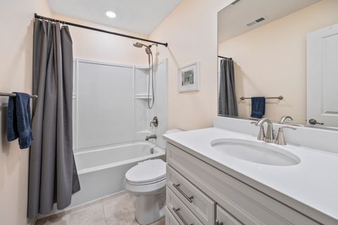 Tiny photo for 2646 Martini Street, Mundelein, IL 60060 (MLS # 12574594)