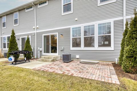 Tiny photo for 2646 Martini Street, Mundelein, IL 60060 (MLS # 12574594)