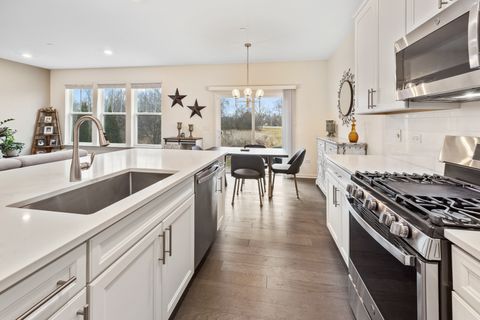 Tiny photo for 2646 Martini Street, Mundelein, IL 60060 (MLS # 12574594)