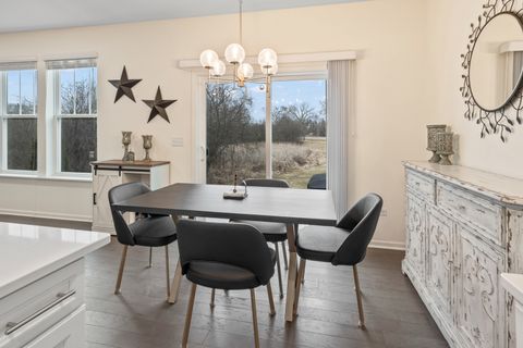 Tiny photo for 2646 Martini Street, Mundelein, IL 60060 (MLS # 12574594)