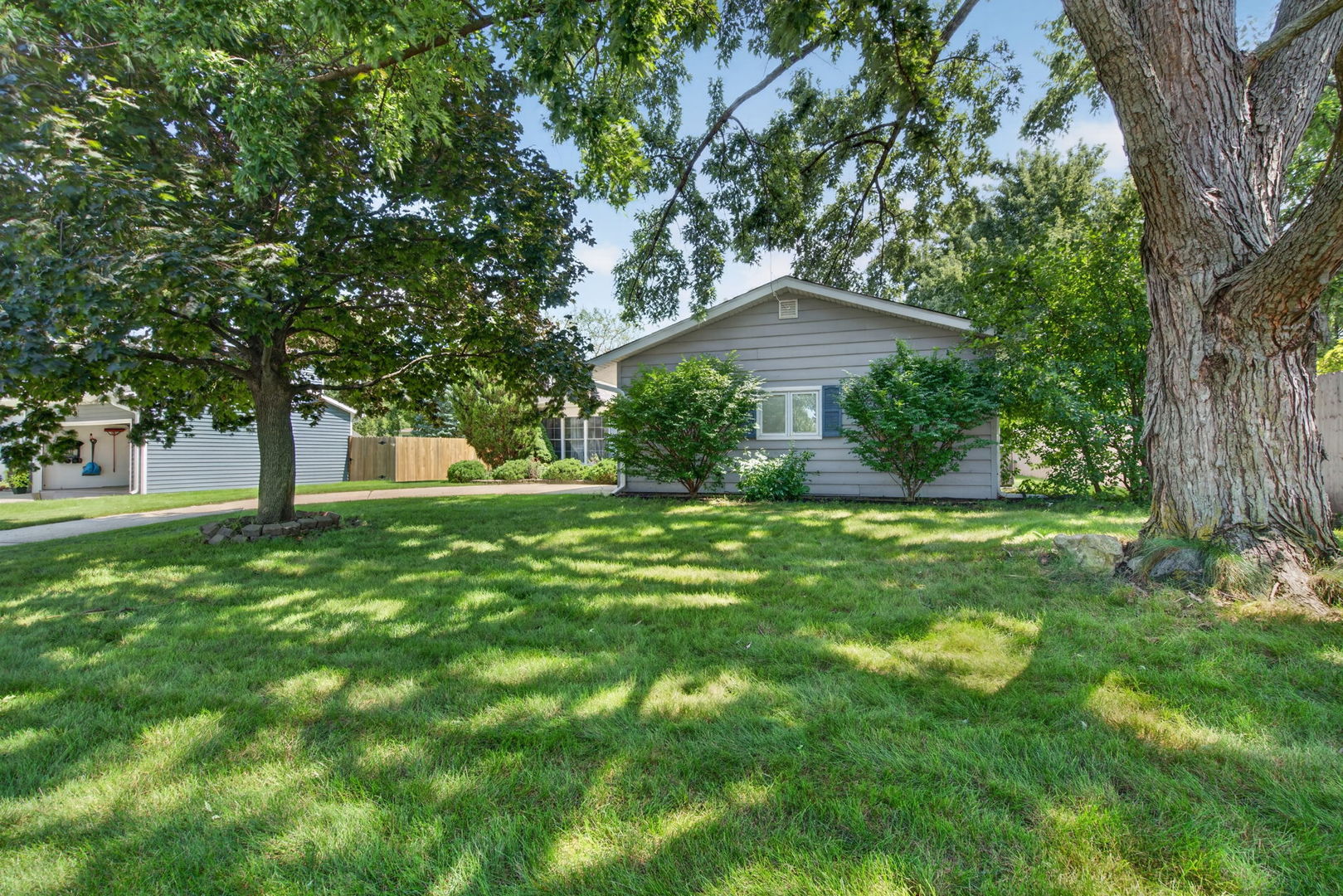 2021 Lancaster Lane