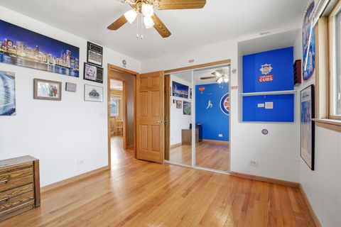 Tiny photo for 130 N Horner Lane, Mount Prospect, IL 60056 (MLS # 12610593)