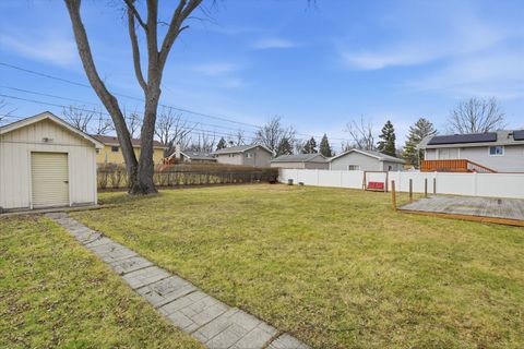 Tiny photo for 130 N Horner Lane, Mount Prospect, IL 60056 (MLS # 12610593)