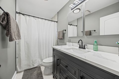 Tiny photo for 130 S Elm Tree Lane, Elmhurst, IL 60126 (MLS # 12453636)