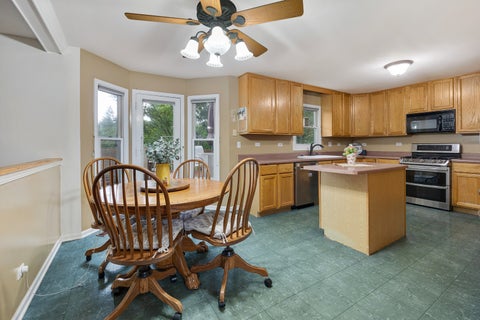 Tiny photo for 2877 Sarah Court, Elgin, IL 60124 (MLS # 12734729)