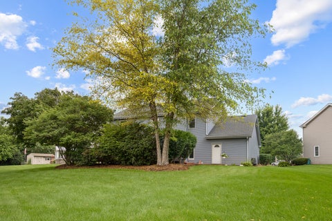 Tiny photo for 2877 Sarah Court, Elgin, IL 60124 (MLS # 12734729)