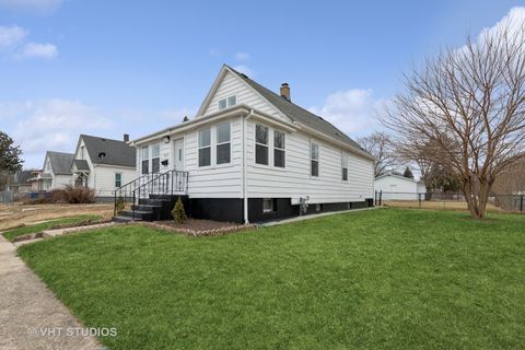 A home in North Chicago