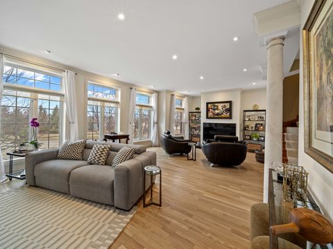 Tiny photo for 2048 Valor Court, Glenview, IL 60026 (MLS # 12630917)