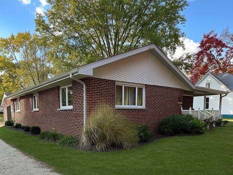 Tiny photo for 421 N Illinois Street, Atwood, IL 61913 (MLS # 12510462)